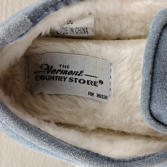 The Vermont Country Store Blue Suede Leather Floral Embroidered Slip On Slipper - Picture 14 of 16